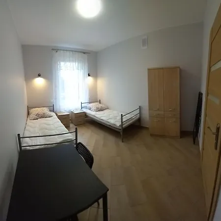 Wynajem Pokoju * Ząbki